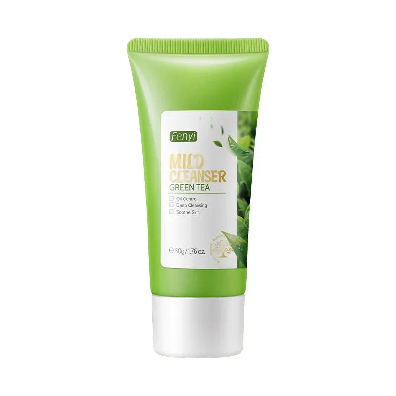 Vitamin C Facial Cleanser – Deep Cleansing & Hydrating Face Wash